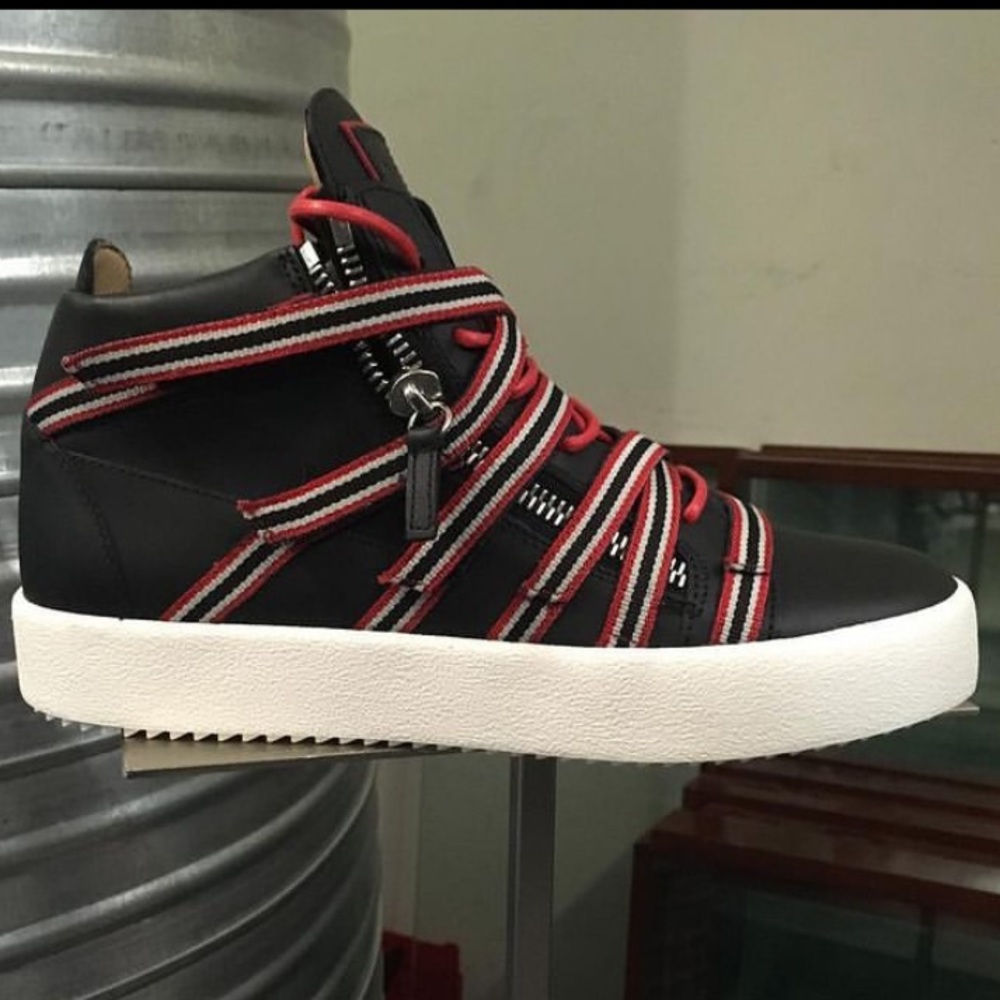 giuseppe zanotti NIB red/blk multi strap midtops - Picture 1 of 13